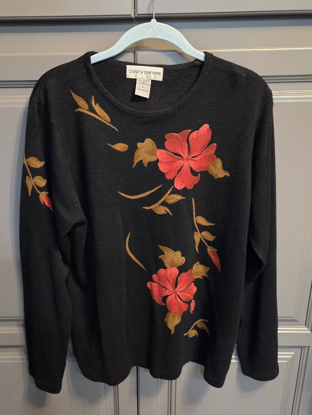 CATHY DANIELS 100% CASHMERE SWEATER LARGE